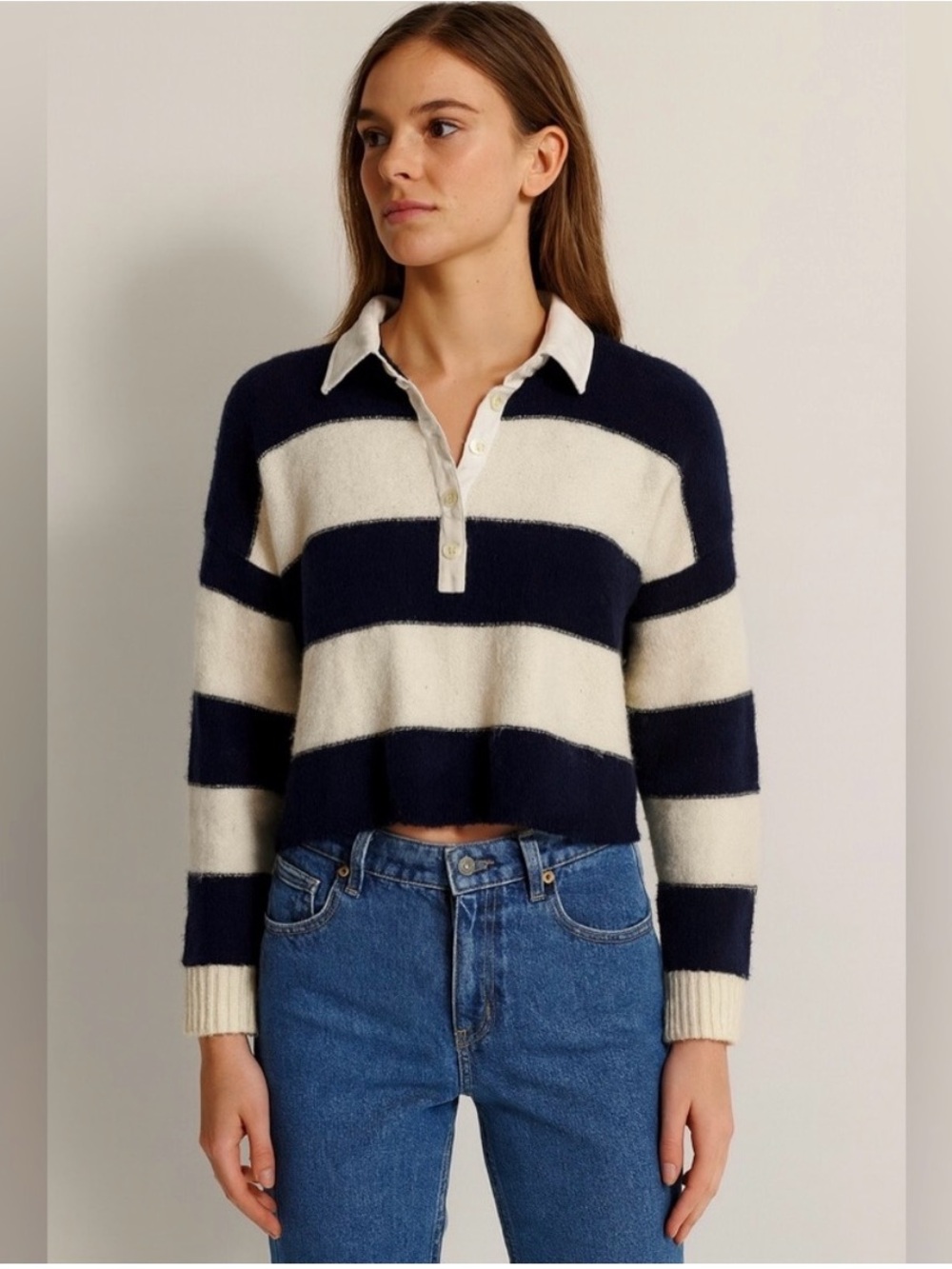 American Eagle Navy and White Striped Cropped Sweater Y2K